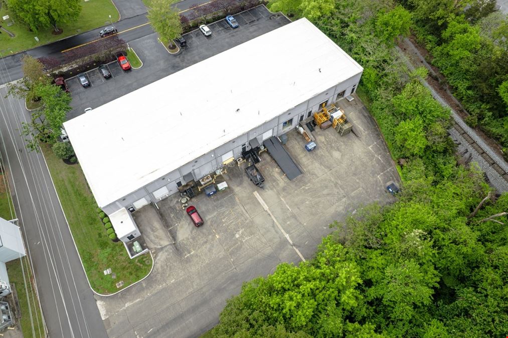 Multi-Tenant Flex Investment Property