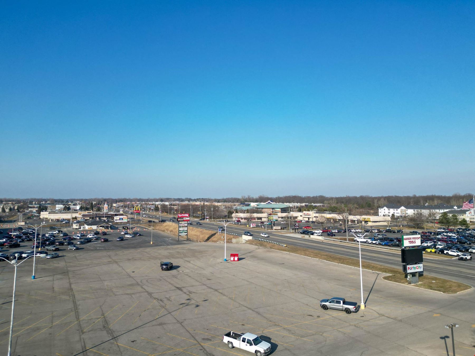 Former Gander Outdoors