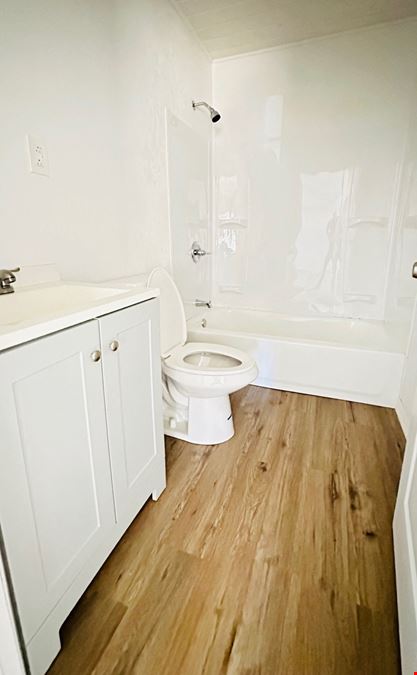 INCOME PRODUCER - 3 HOME MULTIFAMILY 711 & 713 NASHVILLE ROAD