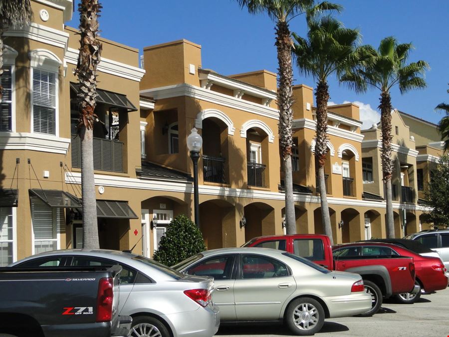 Colonial TownPark Office Above Retail