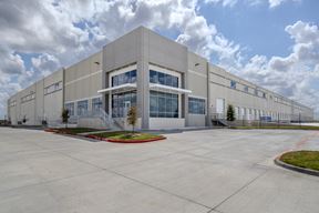 Premier Logistics Center