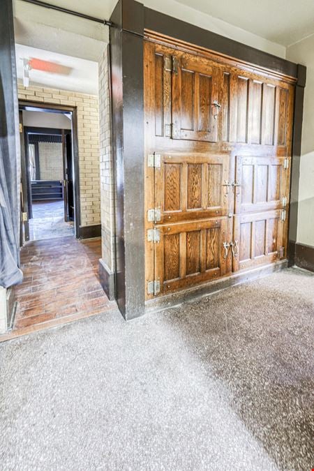 Manor House FOR SALE or LEASE