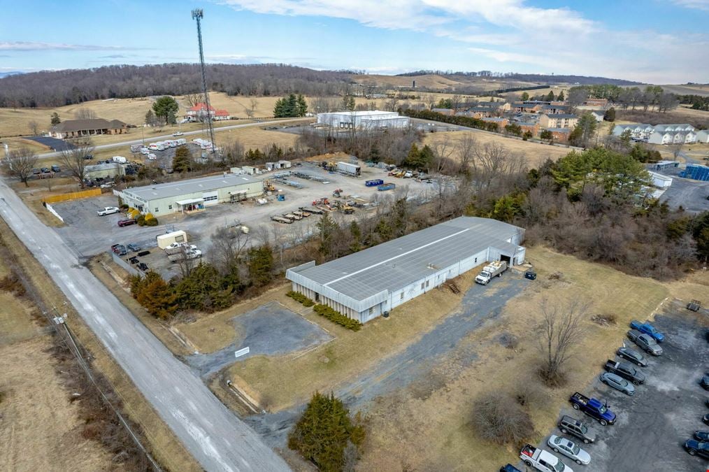 LARGE WAREHOUSE AVAILABLE IN GREAT LOCATION