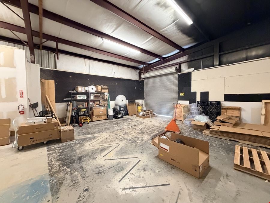 OFFICE / WAREHOUSE FOR LEASE