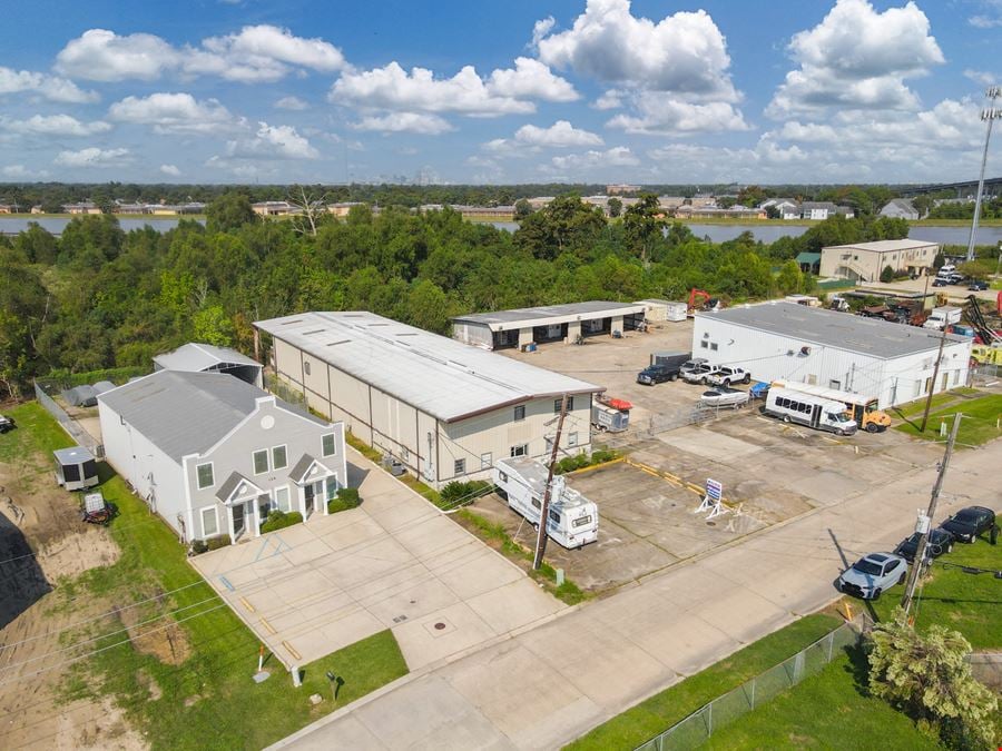 Office Warehouse in Woodland Industrial Park