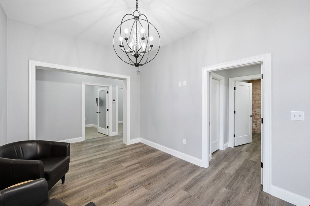 1801 Franklin Ave
