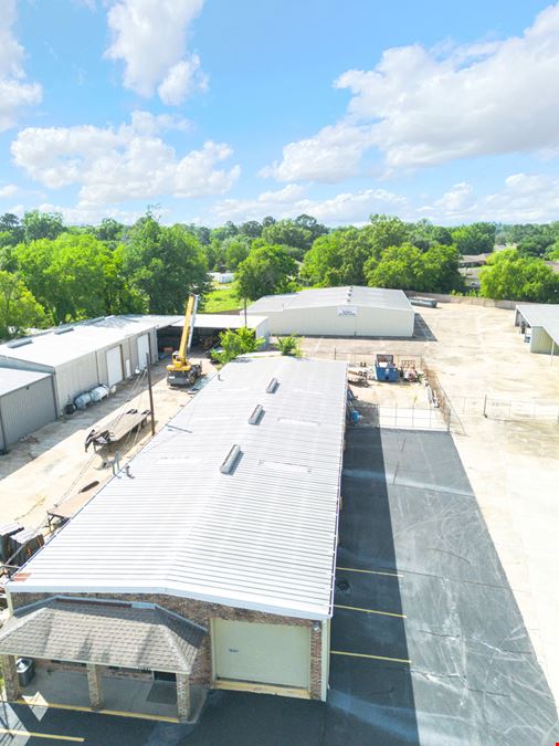 Light Industrial Office / Warehouse for Sale