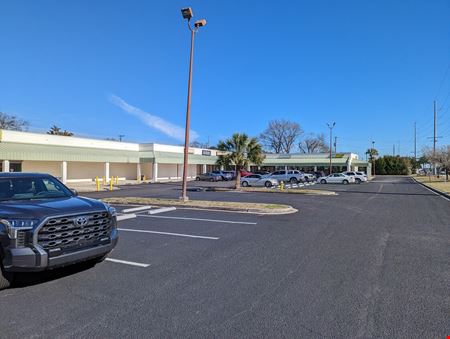 Preview of commercial space at 2000 Mcmillan Ave