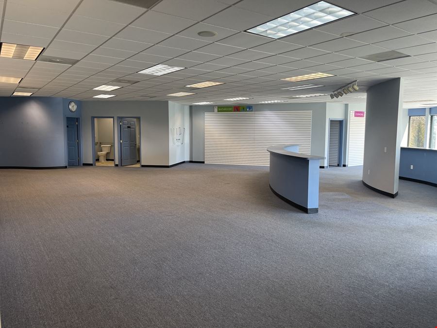 Executive Center VI