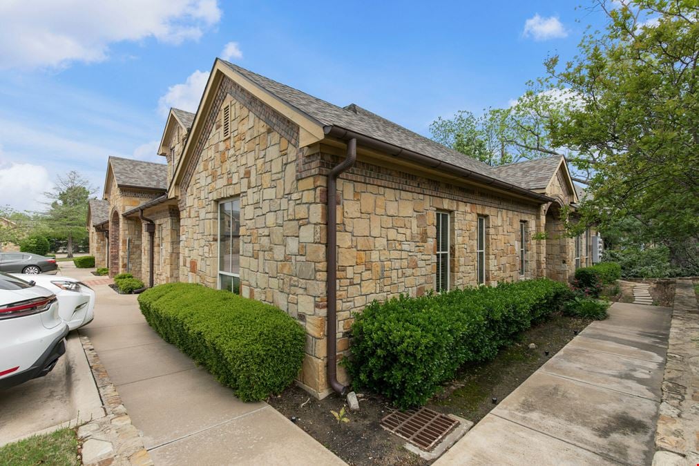 1340 N White Chapel Blvd