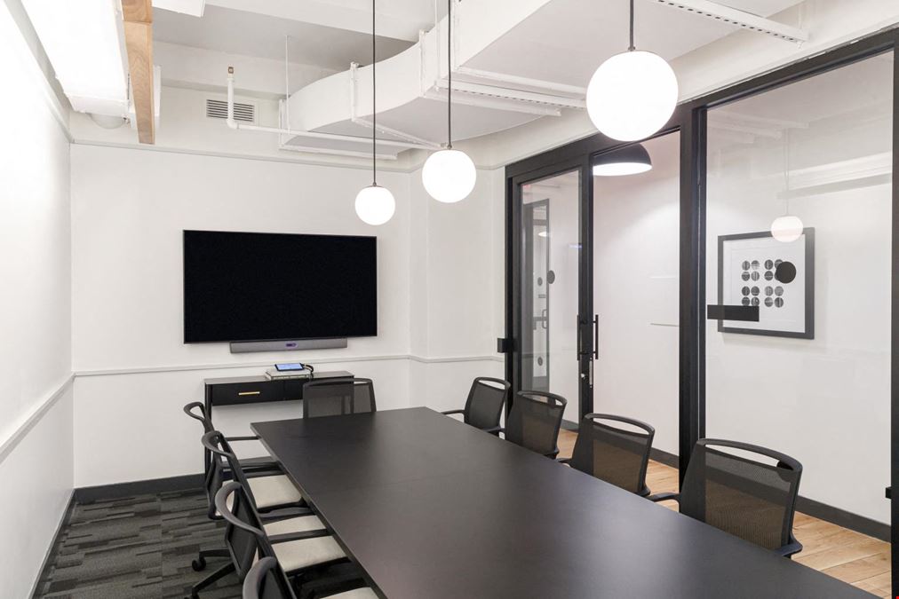 11 Park Place - Industrious - City Hall