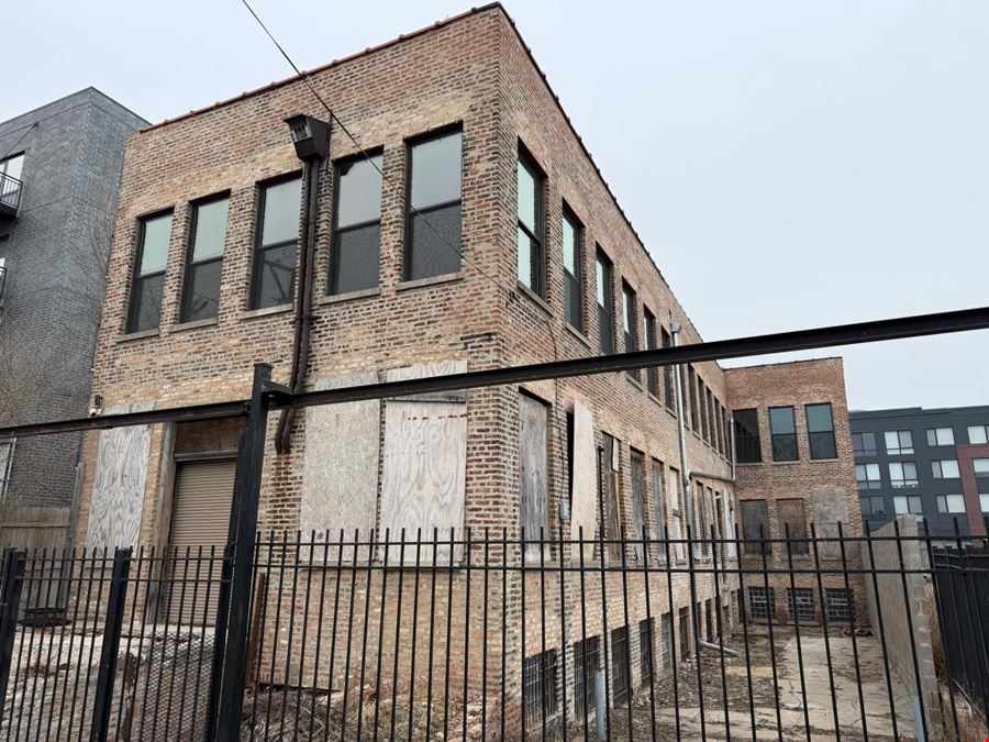 507 Pershing