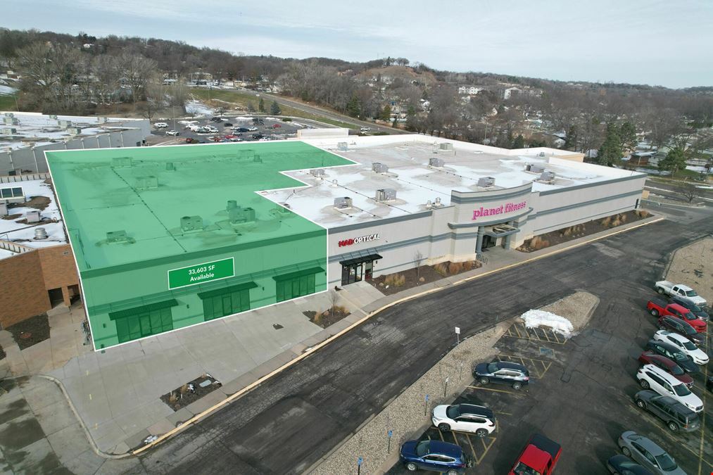 Prime retail space - former Mall of the Bluffs