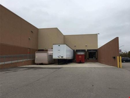 Preview of Industrial space for Rent at 2225 2225 Erin Mills Parkway