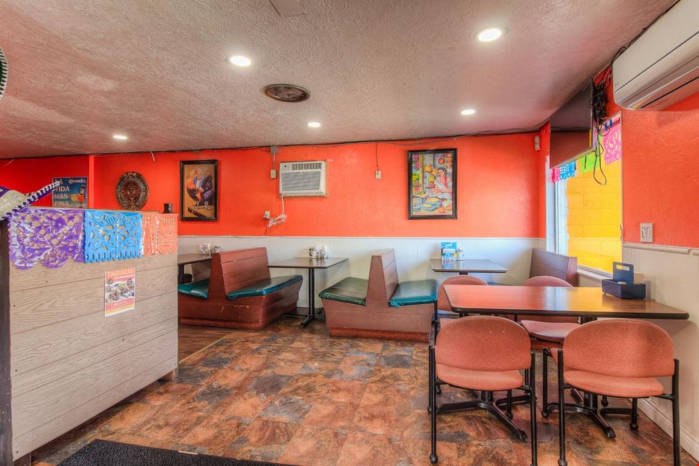 Mixed-Use Property with 4 Retail Spaces in Yakima, WA