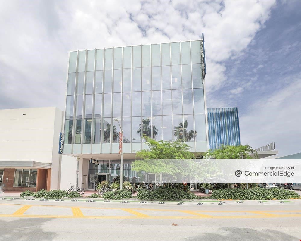 Lincoln Road Mall - 723 North Lincoln Lane