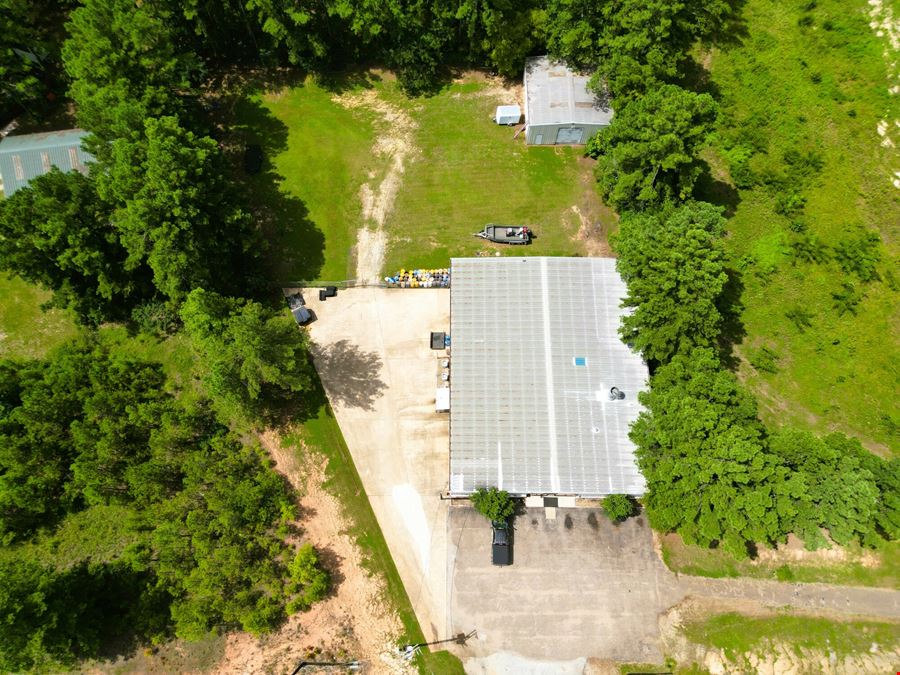 Linex Building / 11190 Hwy 64 E
