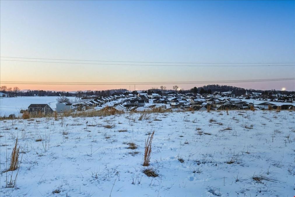 DEVELOPMENT OPPORTUNITY | 20+ ACRES IN AUTUMN BREEZE