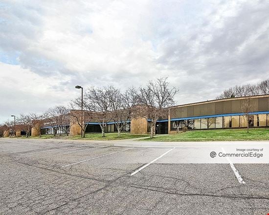 Preview of Industrial space for Rent at 400 Gateway Blvd