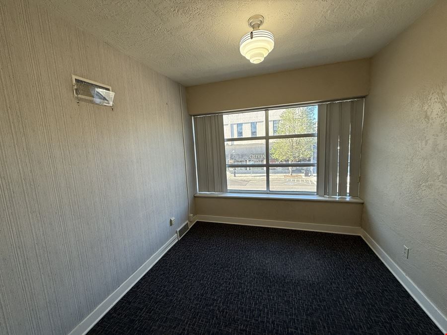 305 - 321 Court Street NE