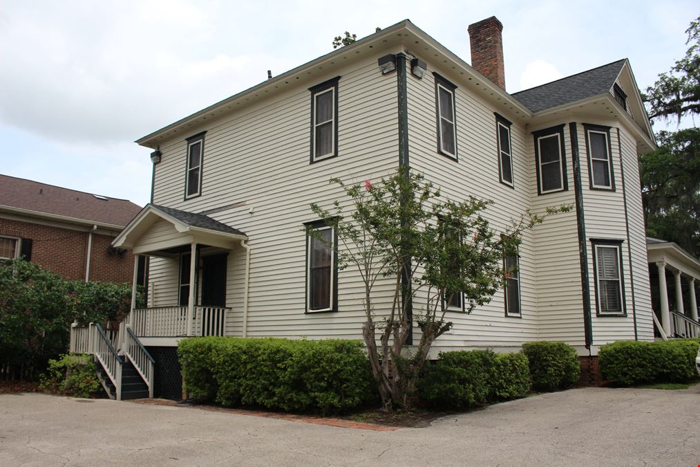 318 N Calhoun