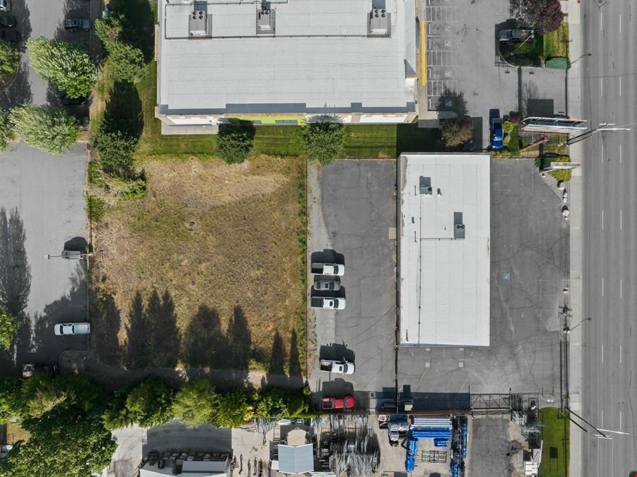 Spokane Valley Showroom and Land