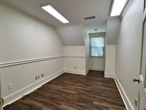 1407 Calhoun St