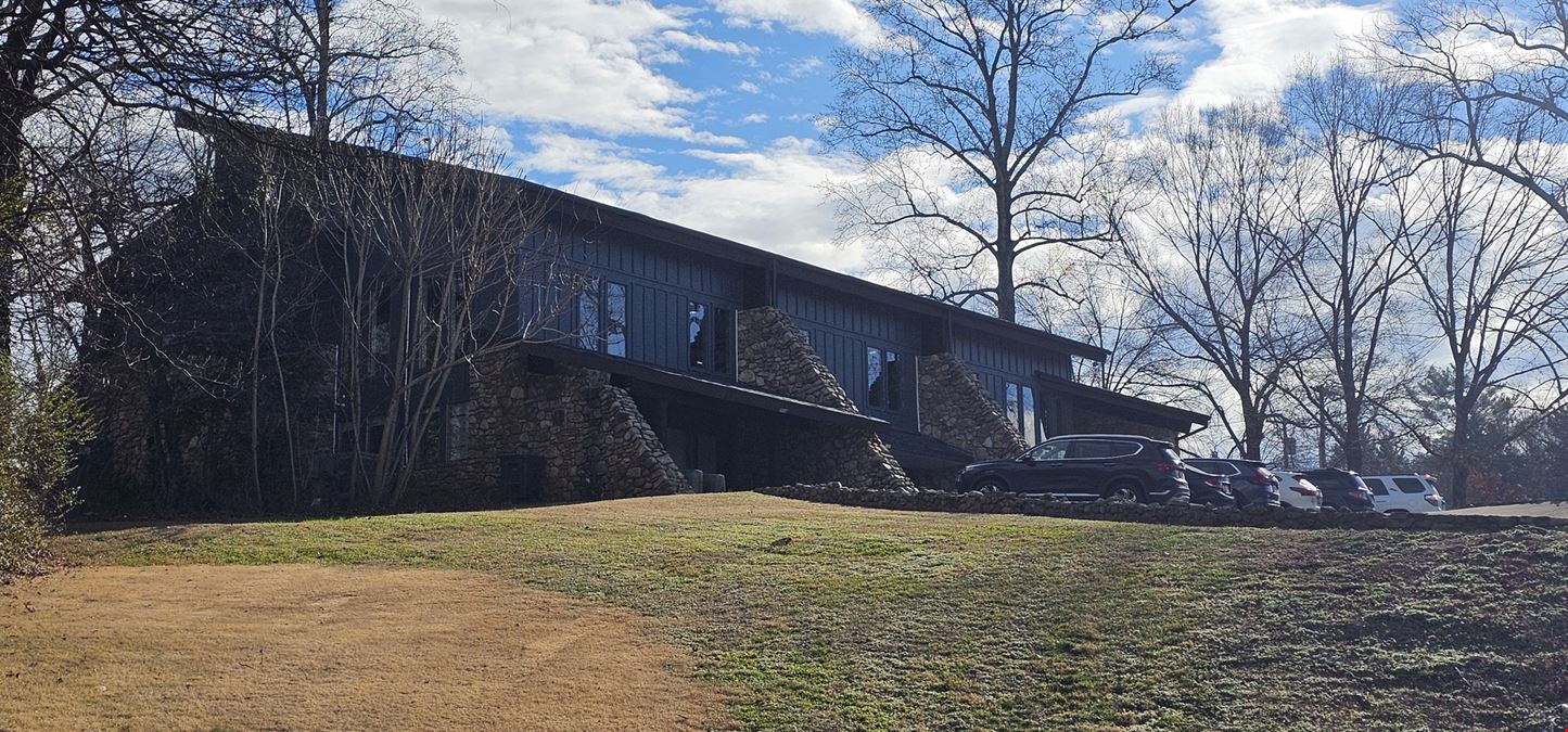 701 Hartness Rd