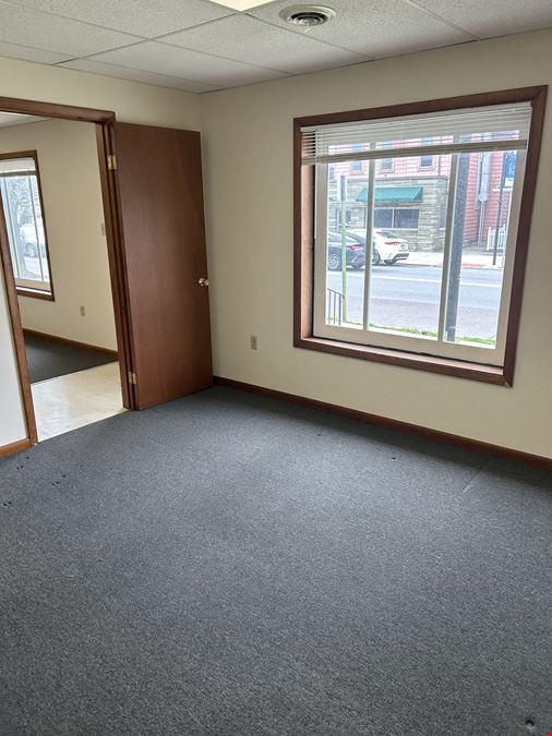124 E Main St