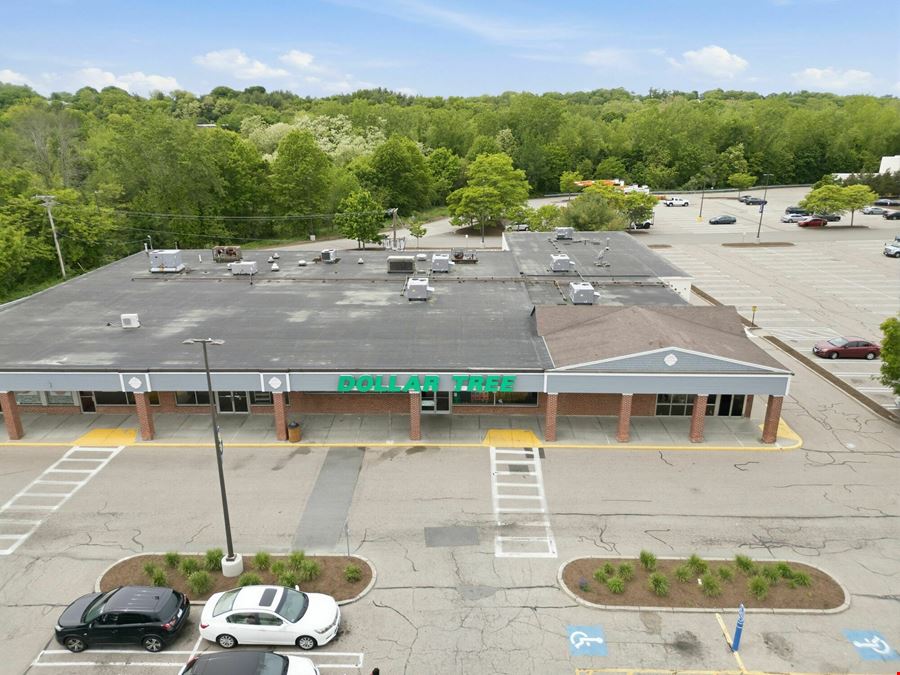 Cumberland, RI - Stop & Shop Plaza