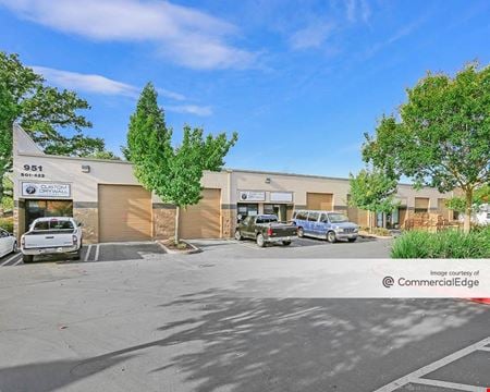 Preview of Industrial space for Rent at 931 Washington Blvd