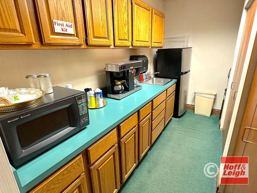 325 Springside Drive
