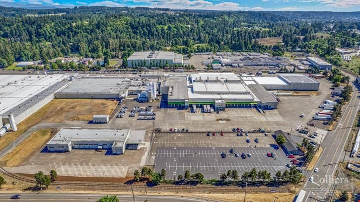 ±23,900 - 122,794 Square Feet Industrial with Yard │ Freezer/Cooler Buildings Available │ Business-Friendly Clackamas County