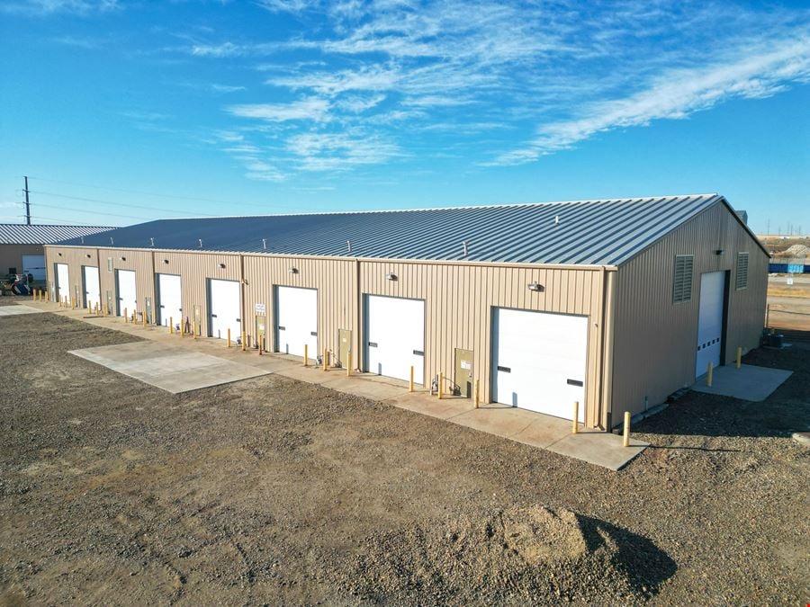 ±17,680 SF Shop & ±13,920 SF Quonset | ±4.27 Acre Yard