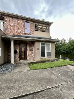 8480 Bluebonnet Blvd.