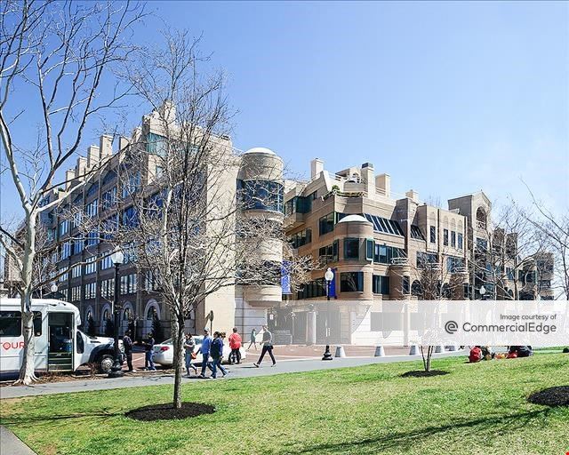 Washington Harbour - 3050 K Street NW