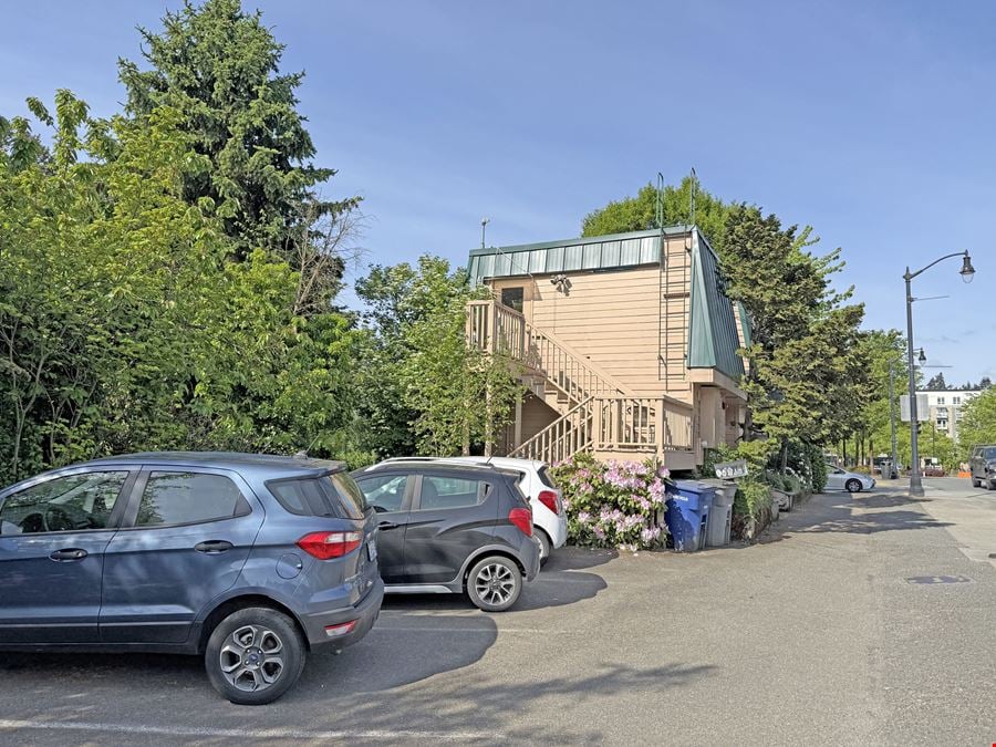 10107 Woodinville Dr