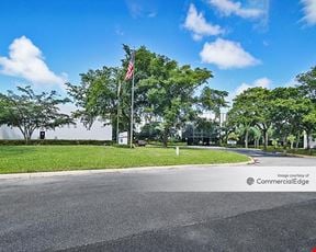 645 Park of Commerce Way