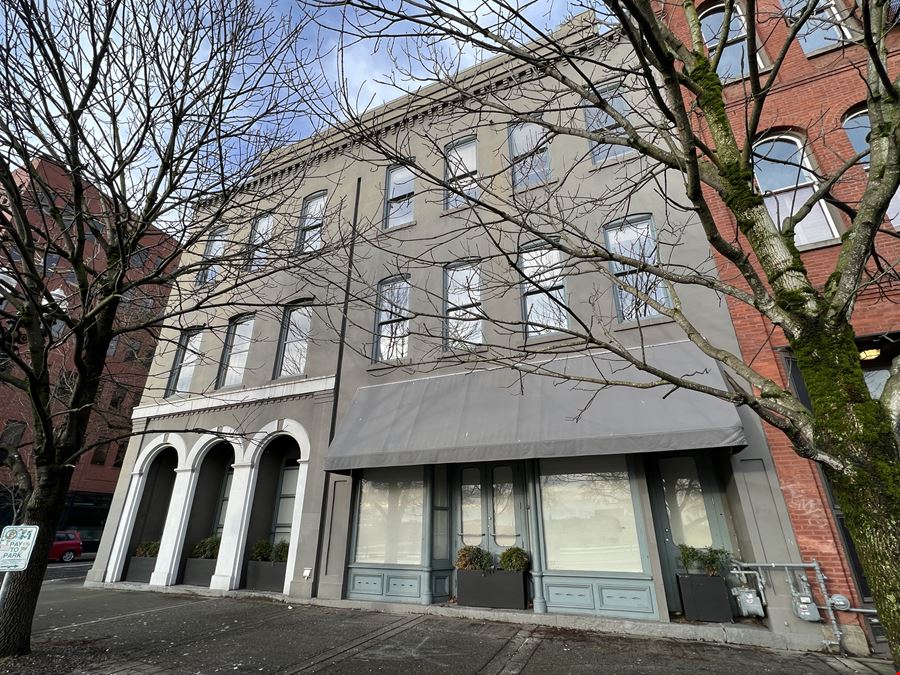 53 SW Yamhill St # 55