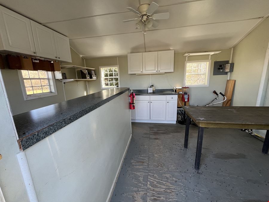 Listing #43 - 5996 Augustine Herman Hwy, Cecilton