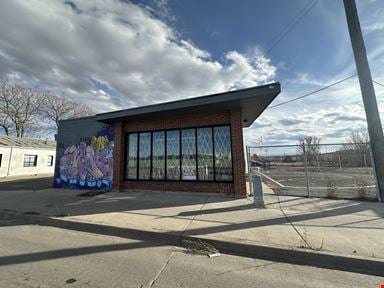 2100-2180 E 40th Avenue