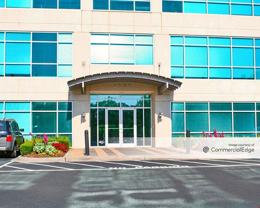 The Executive Park at Faber Place - Ashley Overlook
