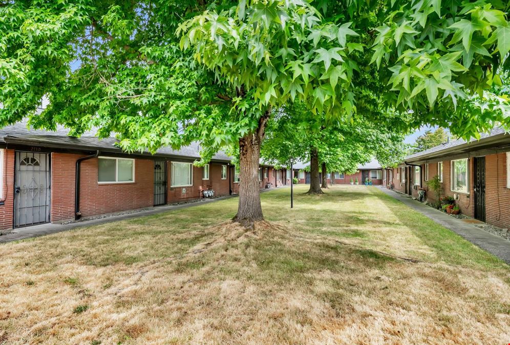 Masberg Court - Vancouver