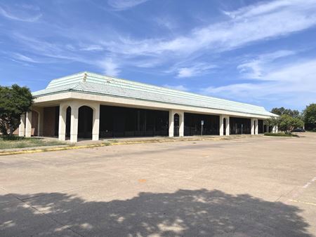 Preview of commercial space at 14639-14645 Inwood