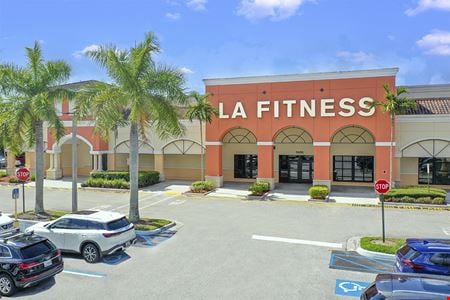 Preview of Retail space for Rent at 8954 Lantana Road