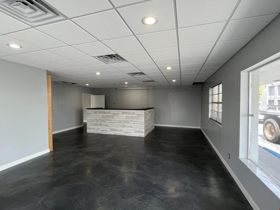 4632 Del Prado Blvd 
