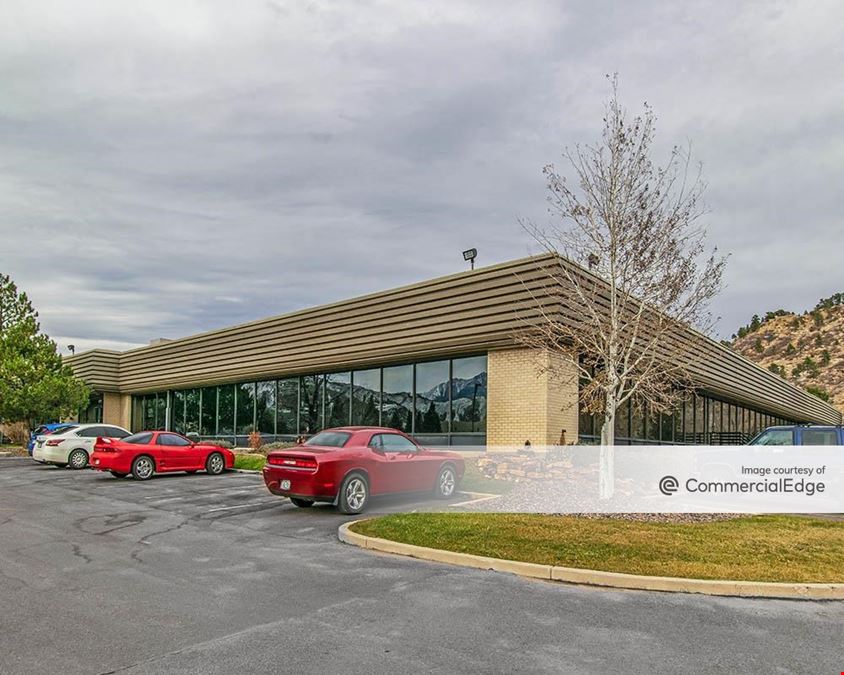 Centennial Business Plaza