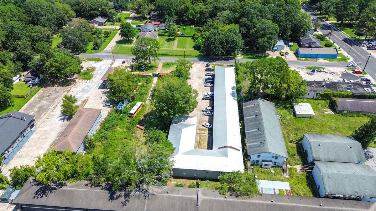Renovated 31-Unit Multifamily Complex with Potential for Income Growth