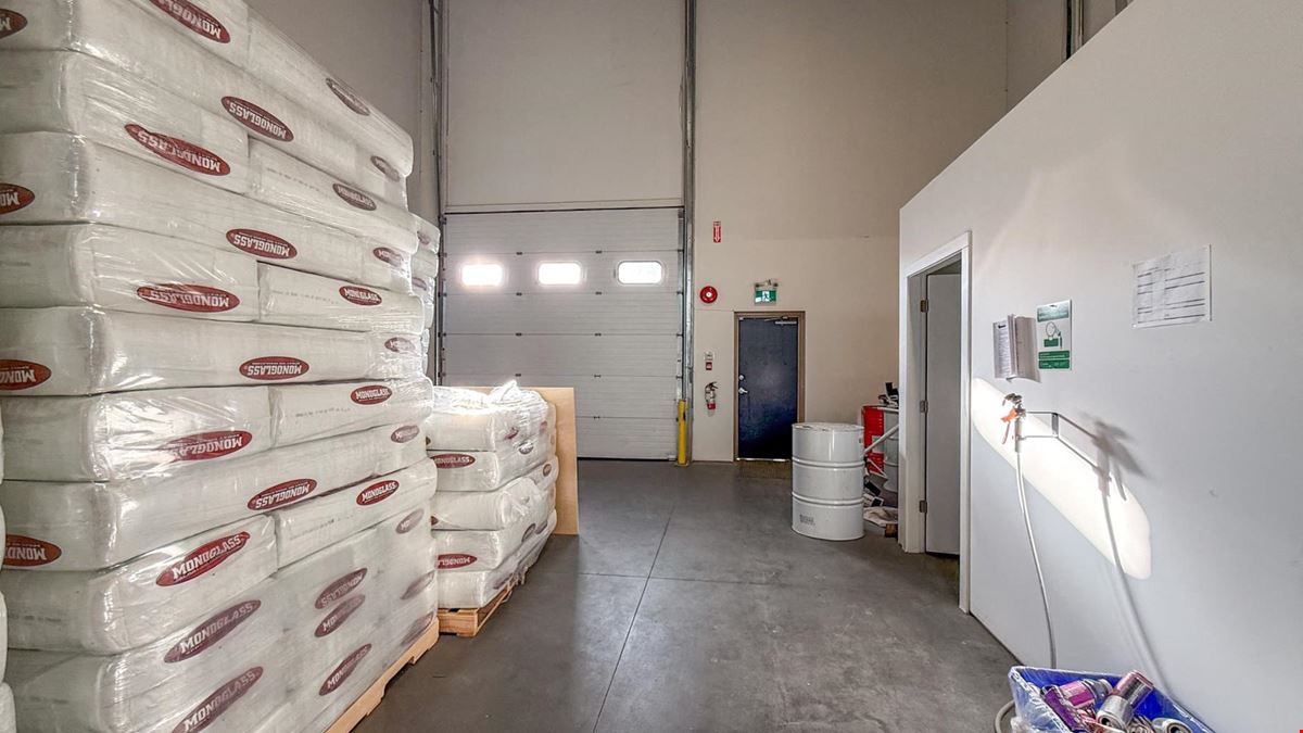 Centrally located industrial end-cap for sublease in the West Kelowna Business Park.