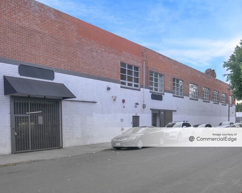 1214-1222 East 18th Street & 1201, 1207, 1211 & 1225 East Washington Blvd